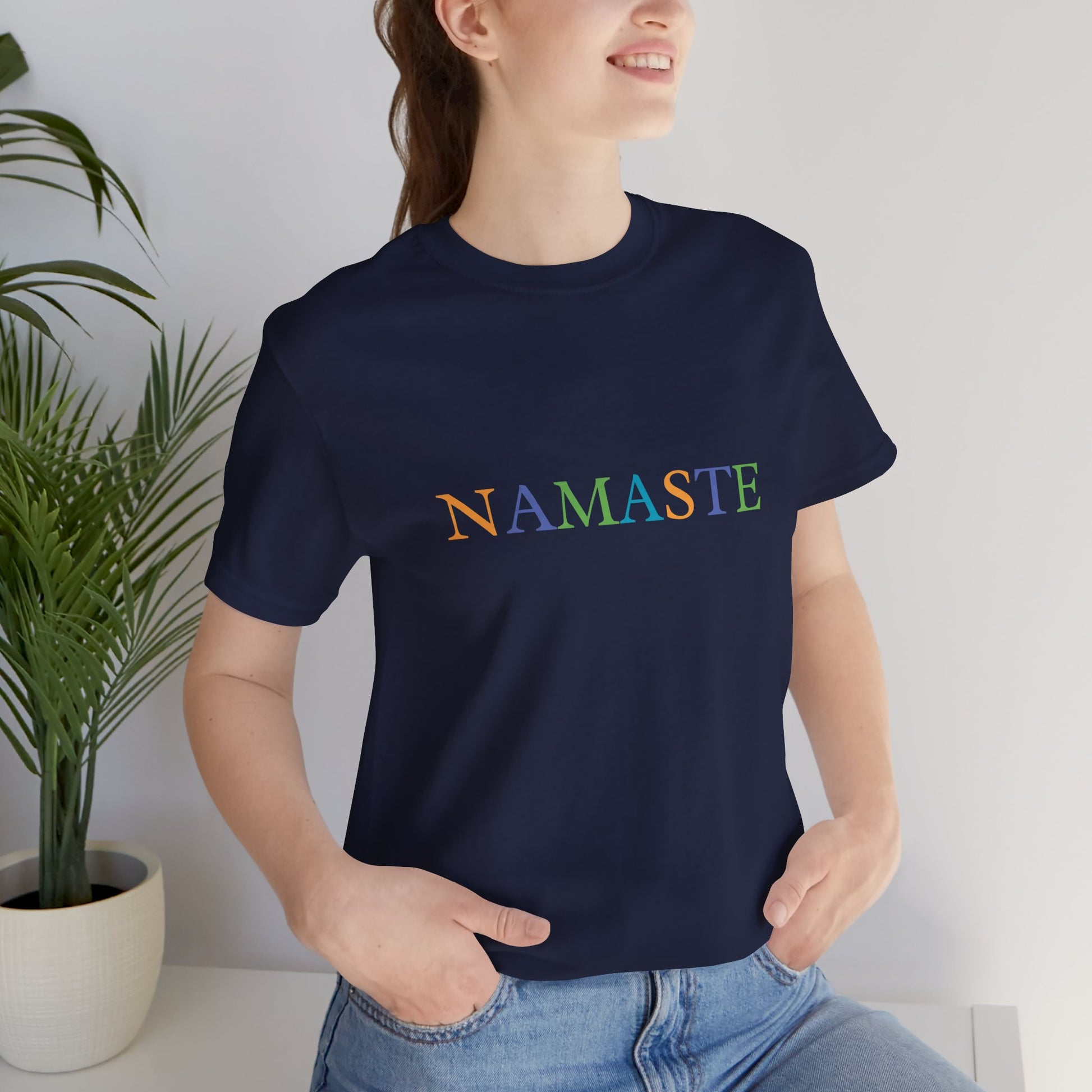 Tramunquiero NAMASTE Unisex T-Shirt mit Rundhalsausschnitt